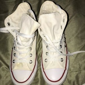 Women’s Rhinestone Converse!